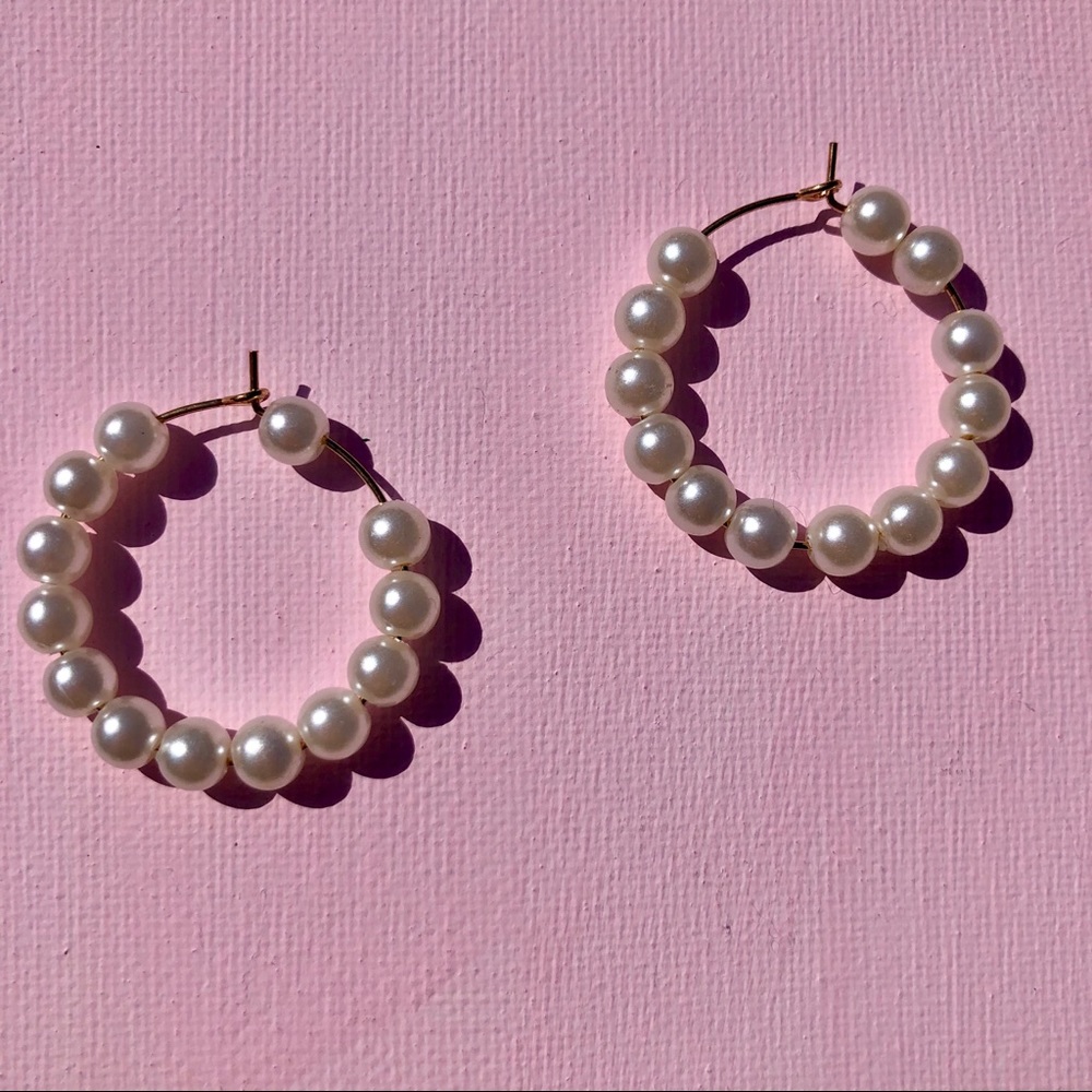 Valenteen gold pearl hoop earrings
